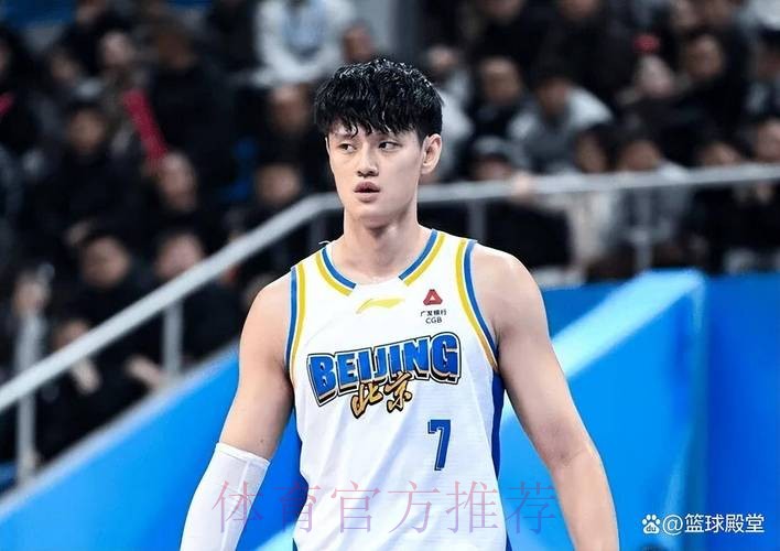 北京110-118深圳1喜3忧!曾凡博+许利民遭质疑,欠缺关键球员! 北京110-118深圳1喜3忧!曾凡博+许利民遭质疑,欠缺关键球员!